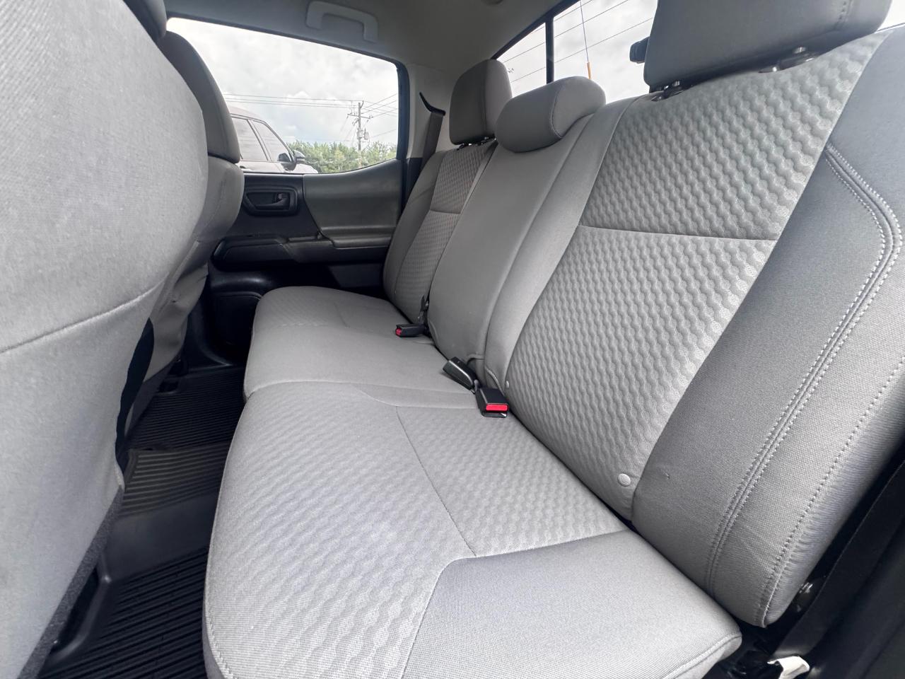 Toyota Tacoma 4WD SR5 Double Cab 5' Bed V6 AT (Natl) 2020