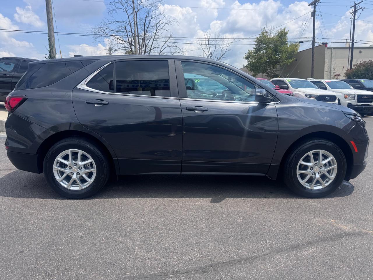 Chevrolet Equinox AWD 4dr LT w/1LT 2023