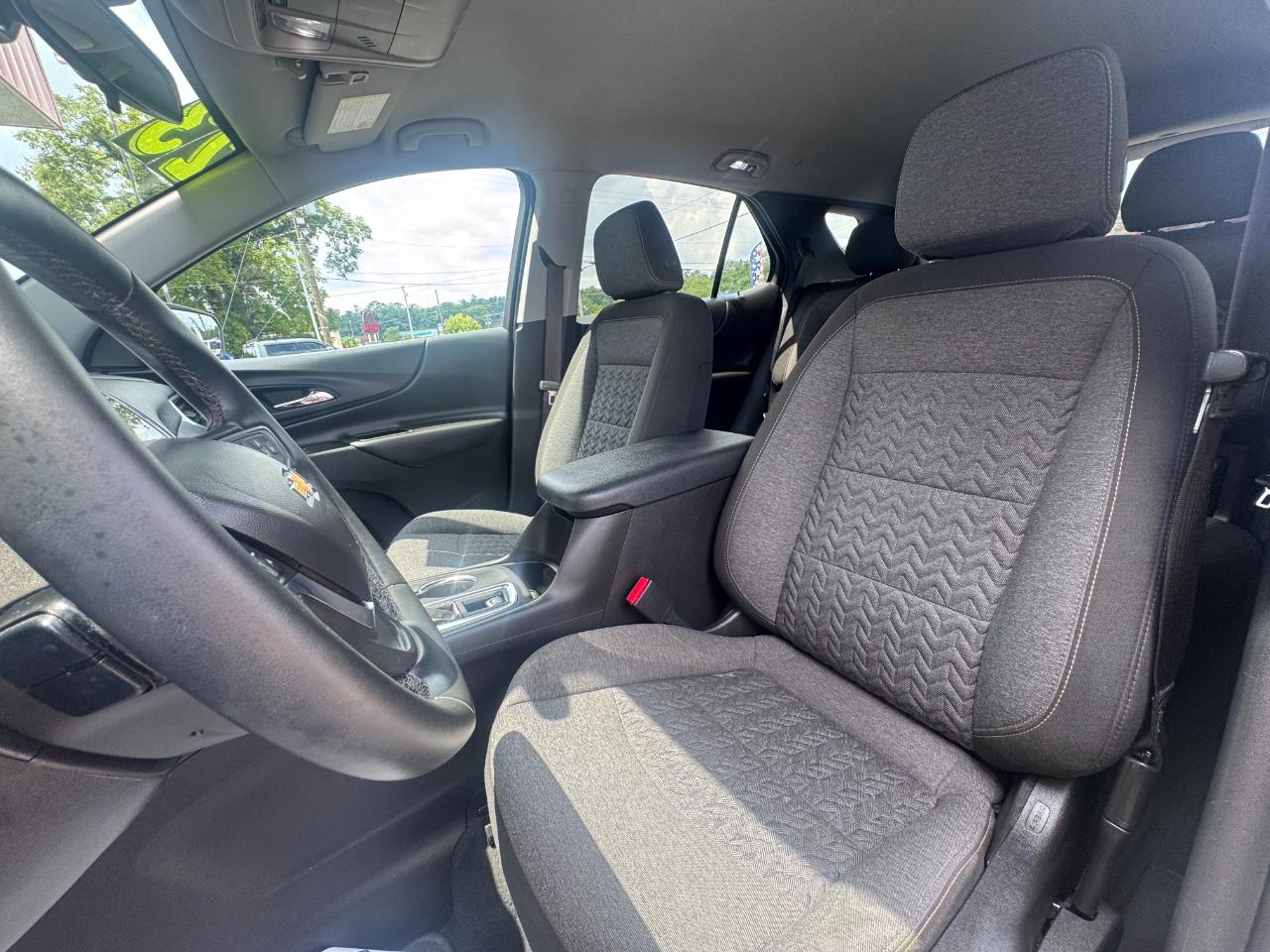 Chevrolet Equinox AWD 4dr LT w/1LT 2023