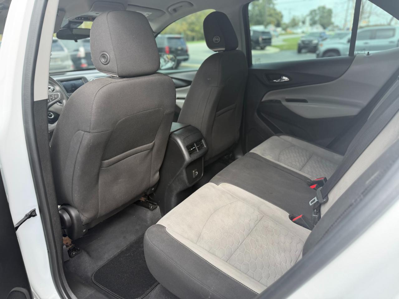 Chevrolet Equinox FWD 4dr LS w/1LS 2020