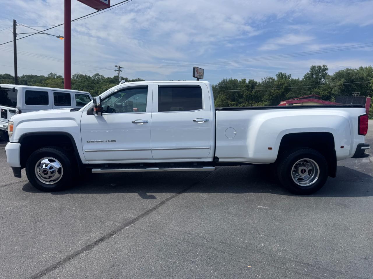 GMC Sierra 3500HD 4WD Crew Cab 167.7" Denali 2016