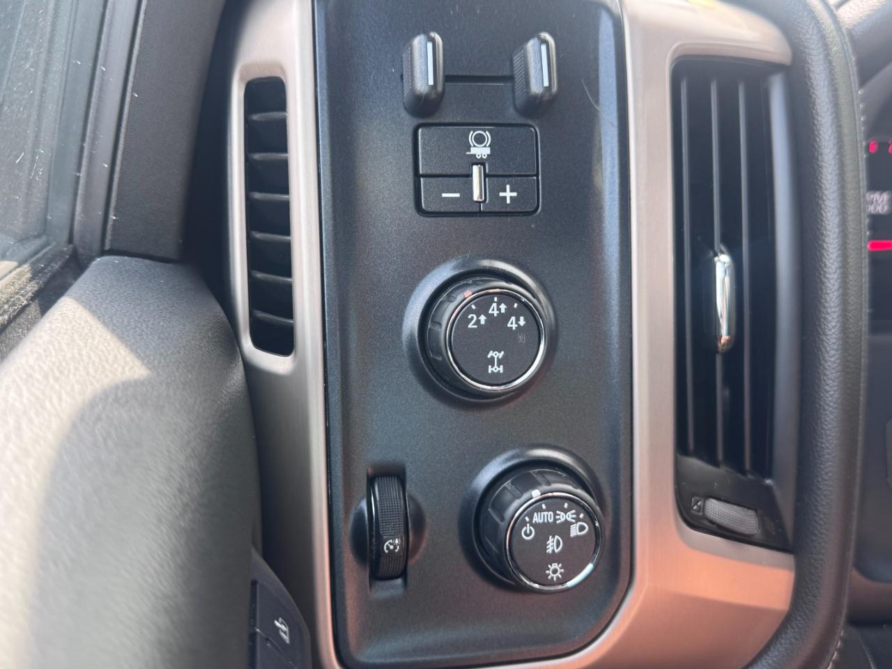 GMC Sierra 3500HD 4WD Crew Cab 167.7" Denali 2016