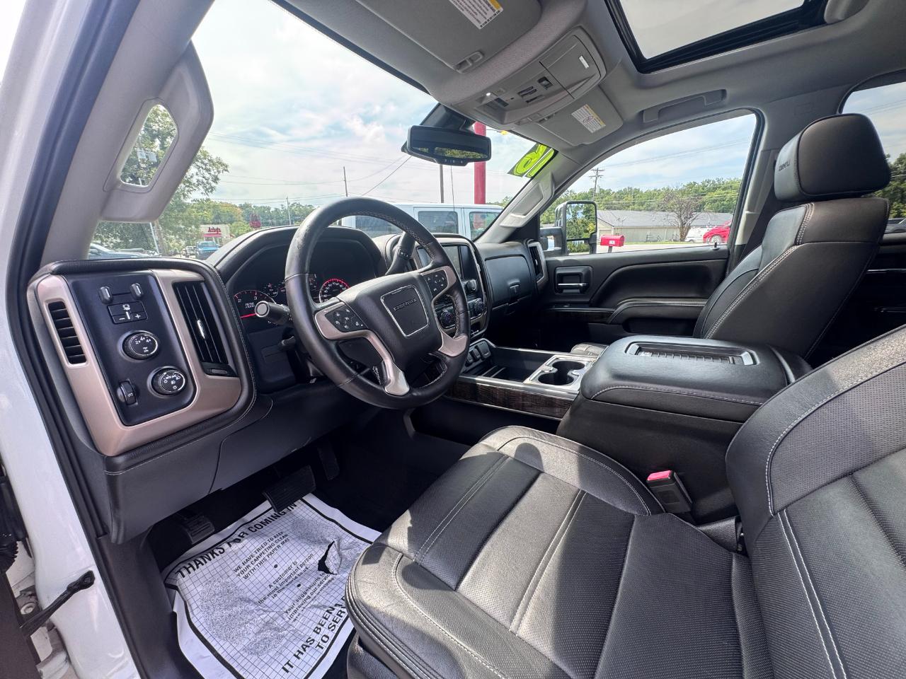 GMC Sierra 3500HD 4WD Crew Cab 167.7" Denali 2016
