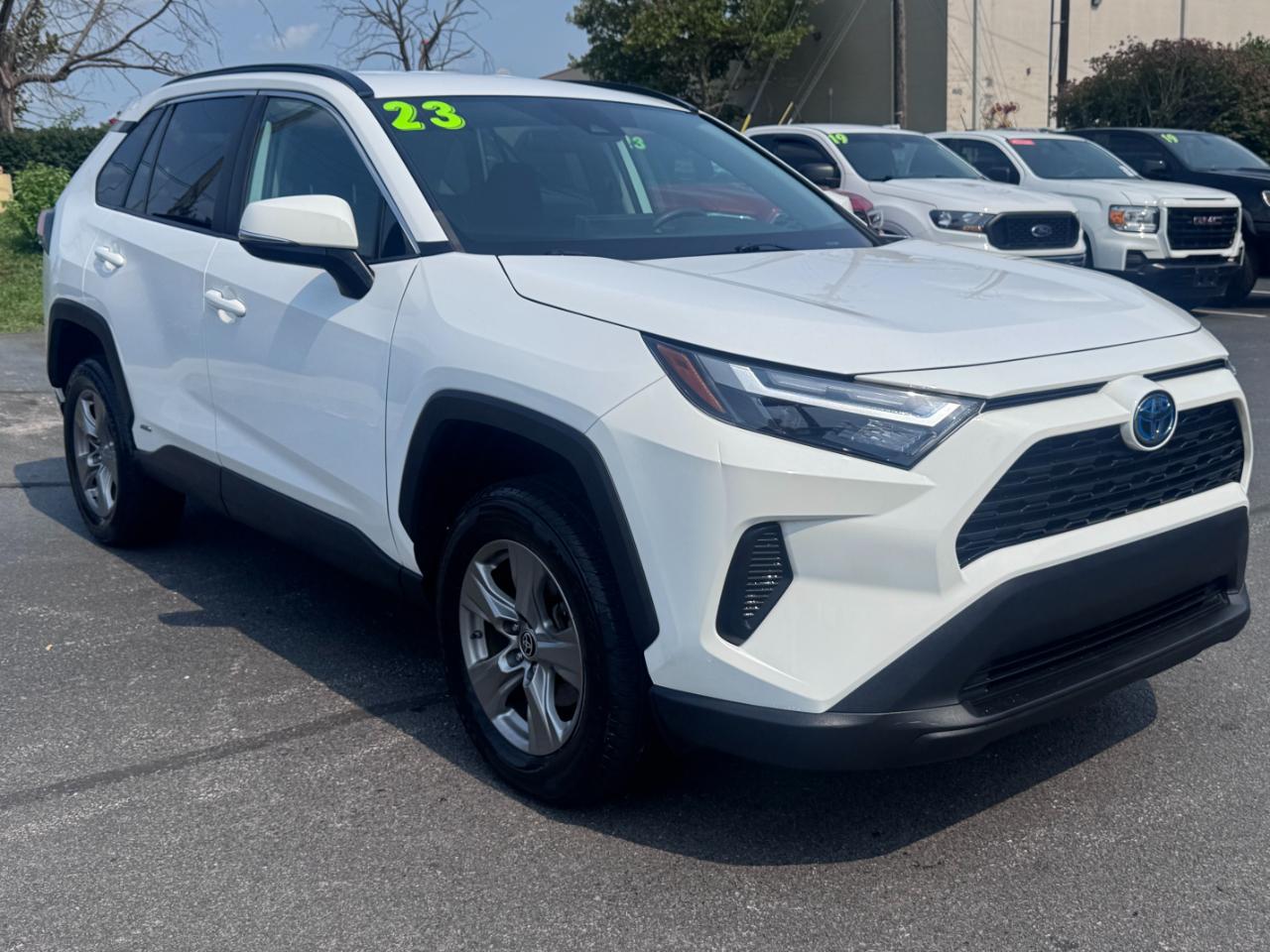 Toyota RAV4 Hybrid LE AWD (Natl) 2023
