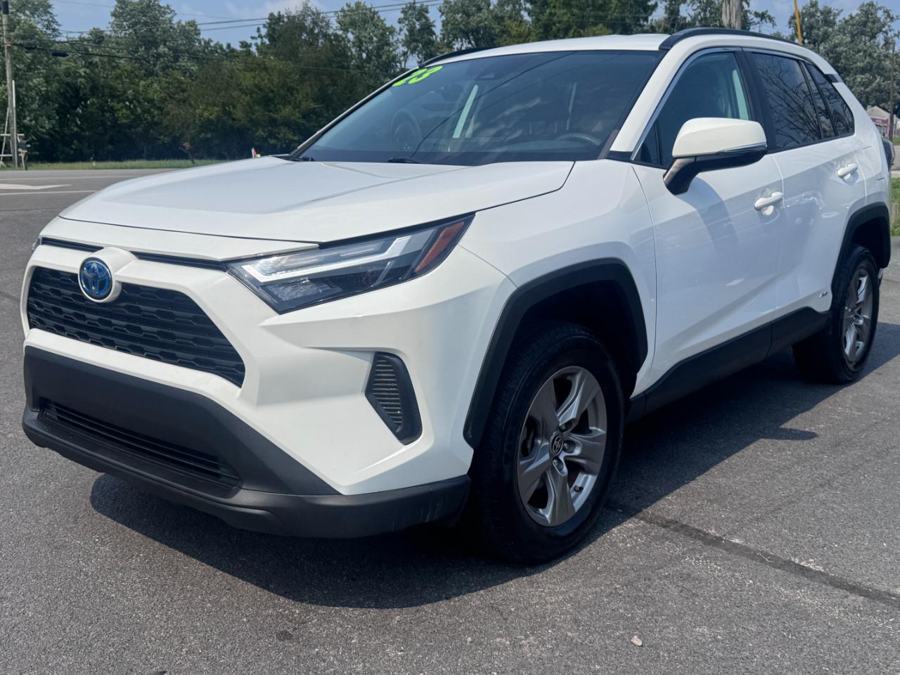Toyota RAV4 Hybrid LE AWD (Natl) 2023