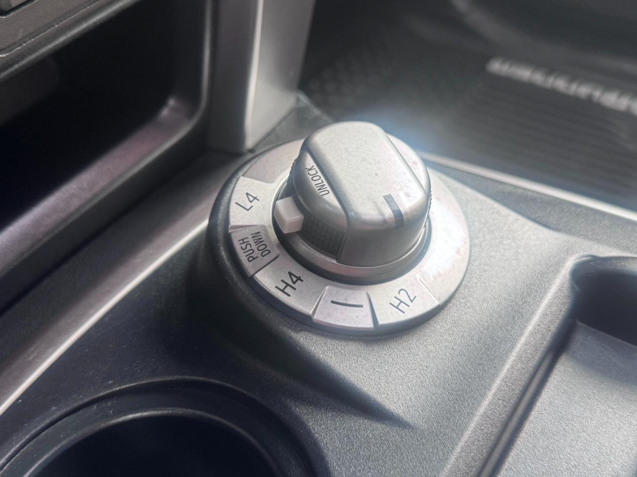Toyota 4Runner SR5 4WD (Natl) 2018