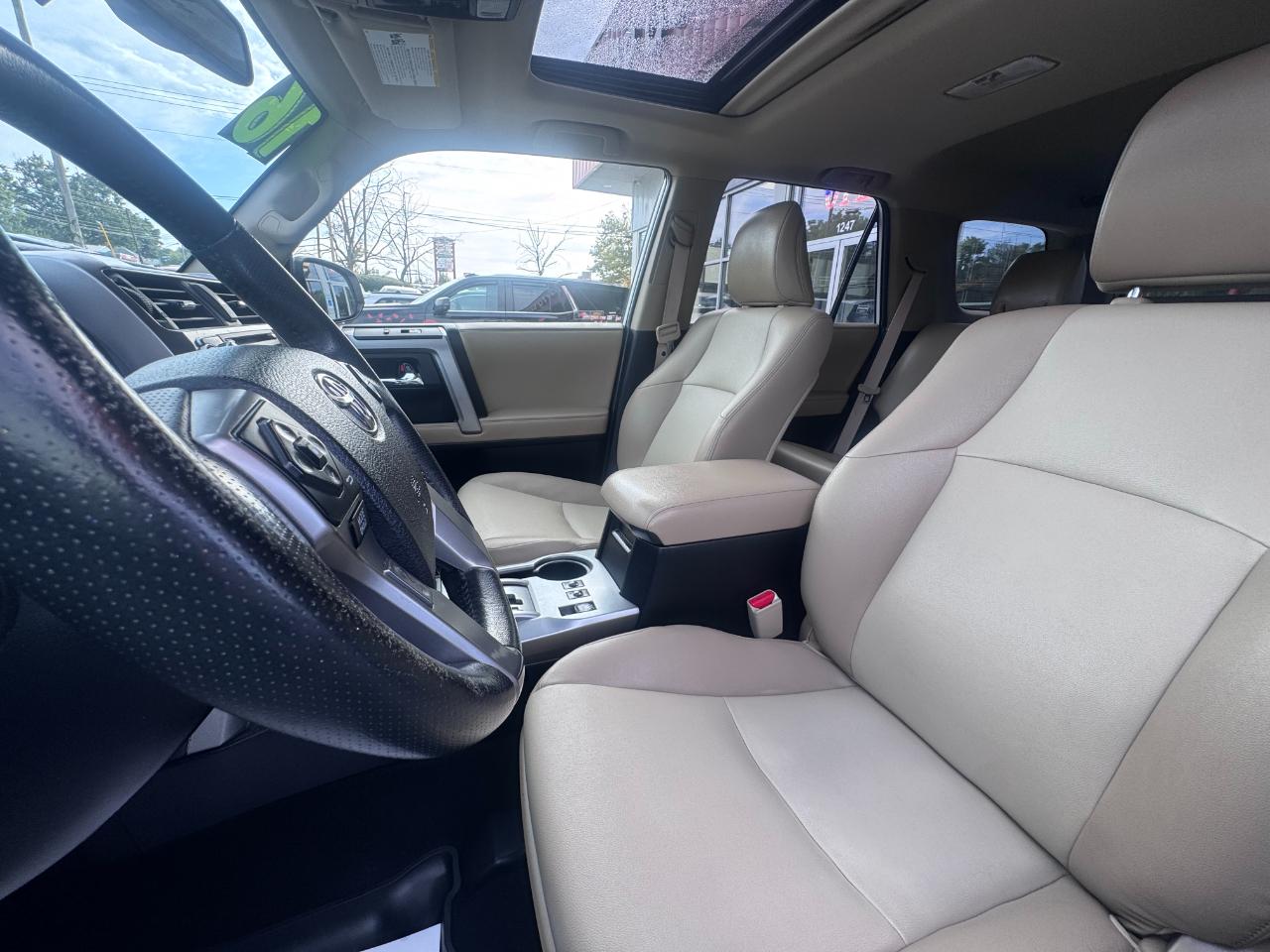 Toyota 4Runner SR5 4WD (Natl) 2018