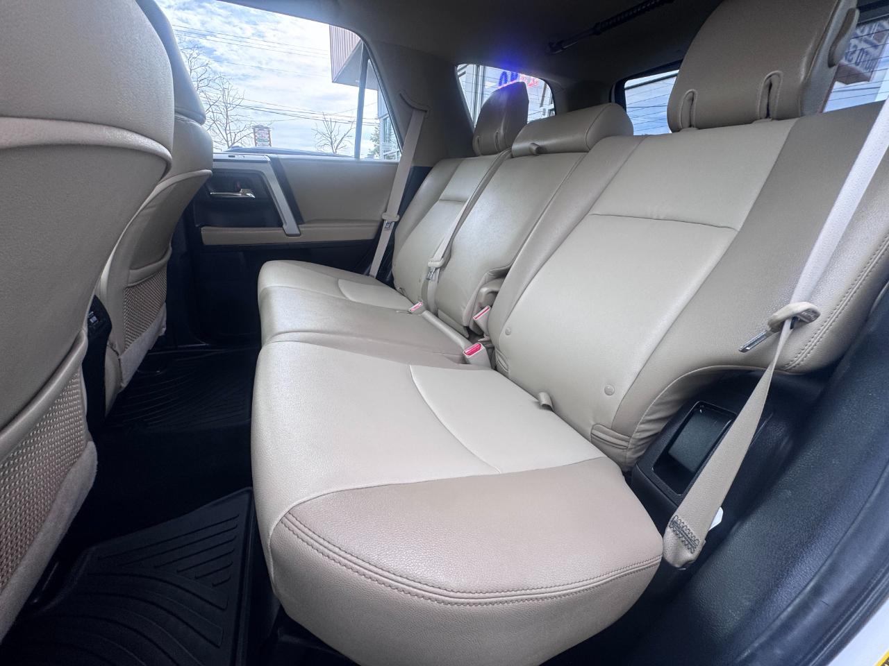 Toyota 4Runner SR5 4WD (Natl) 2018