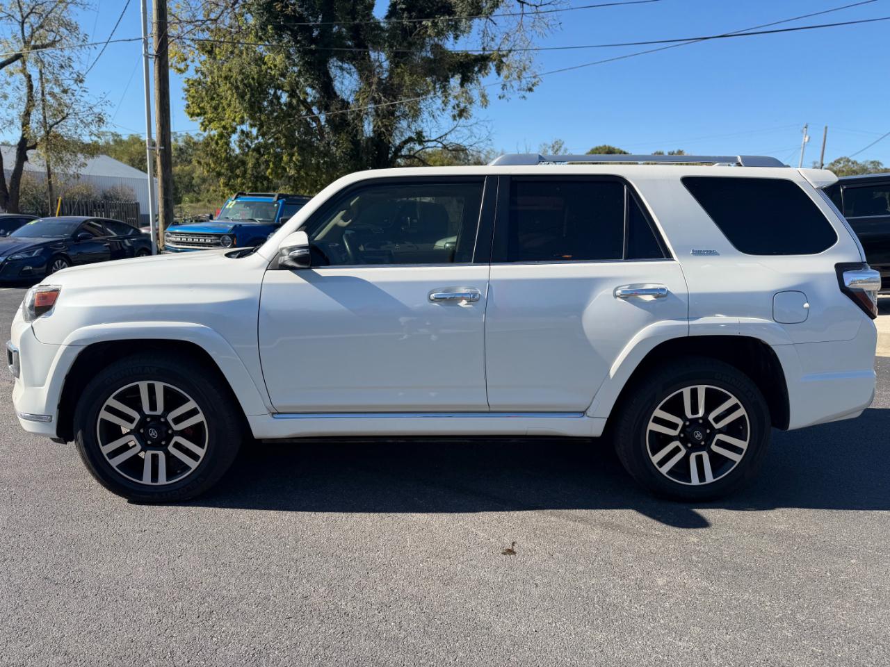 Toyota 4Runner SR5 4WD (Natl) 2018