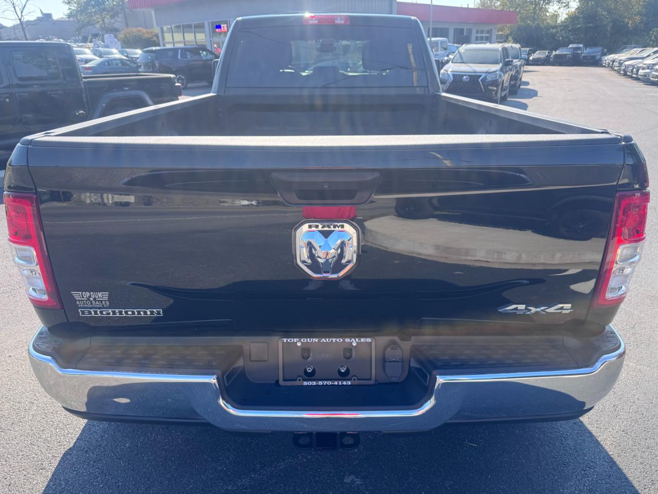 RAM 3500 Big Horn 4x4 Crew Cab 8' Box 2024