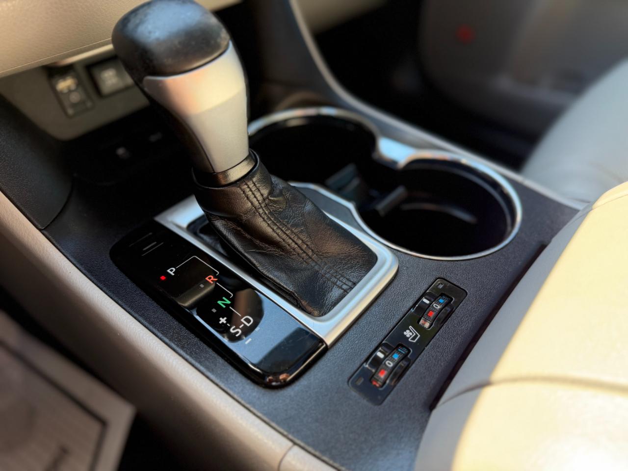 Toyota Highlander Limited V6 AWD (Natl) 2018