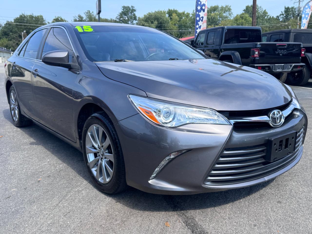 Toyota Camry 4dr Sdn I4 Auto XLE (Natl) 2015