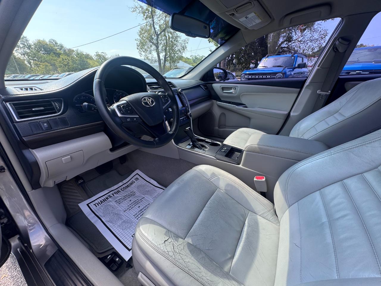 Toyota Camry 4dr Sdn I4 Auto XLE (Natl) 2015