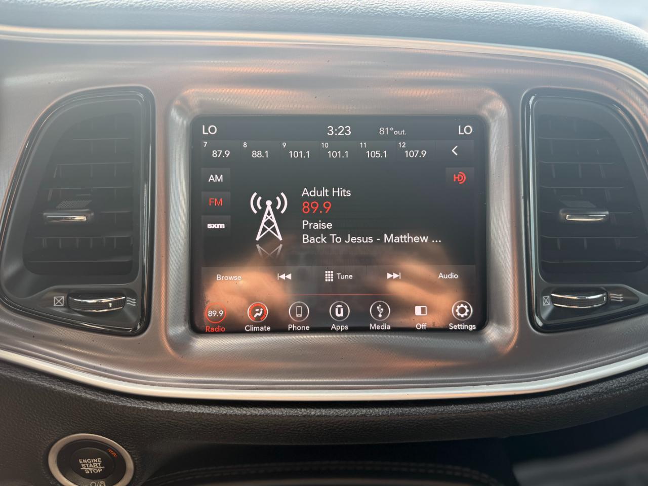 Dodge Challenger SXT RWD 2019