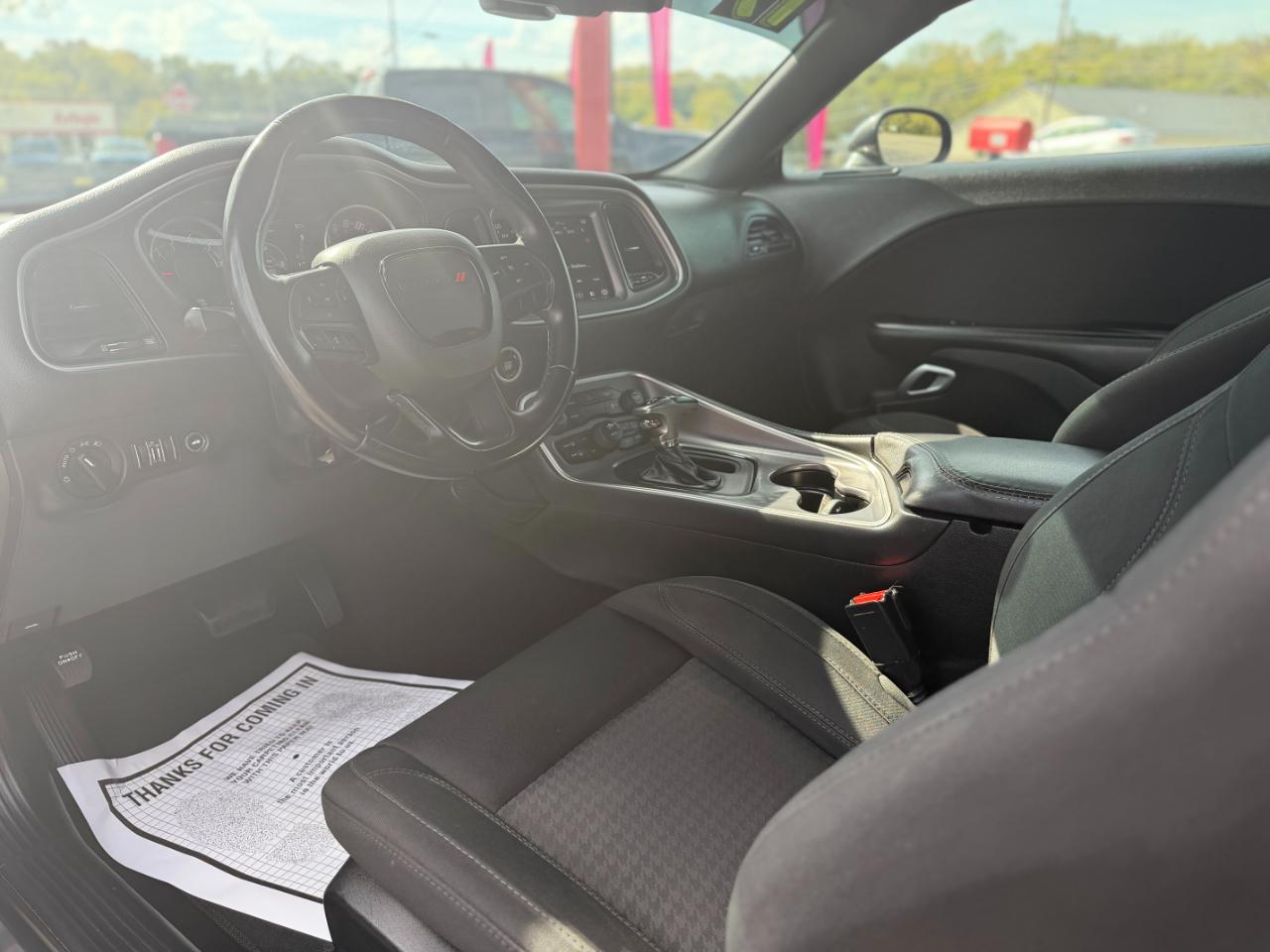 Dodge Challenger SXT RWD 2019