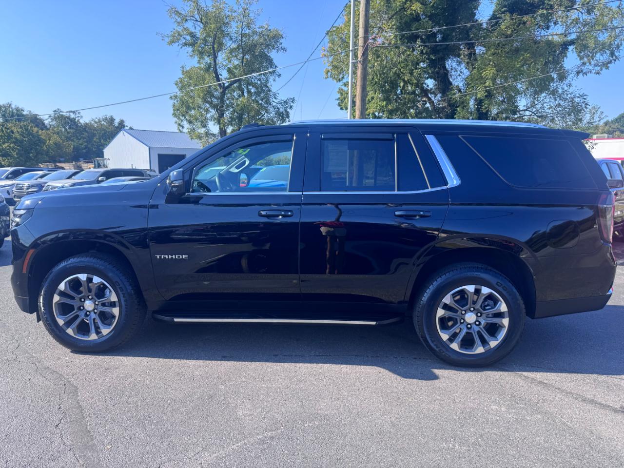 Chevrolet Tahoe 4WD 4dr LT 2025