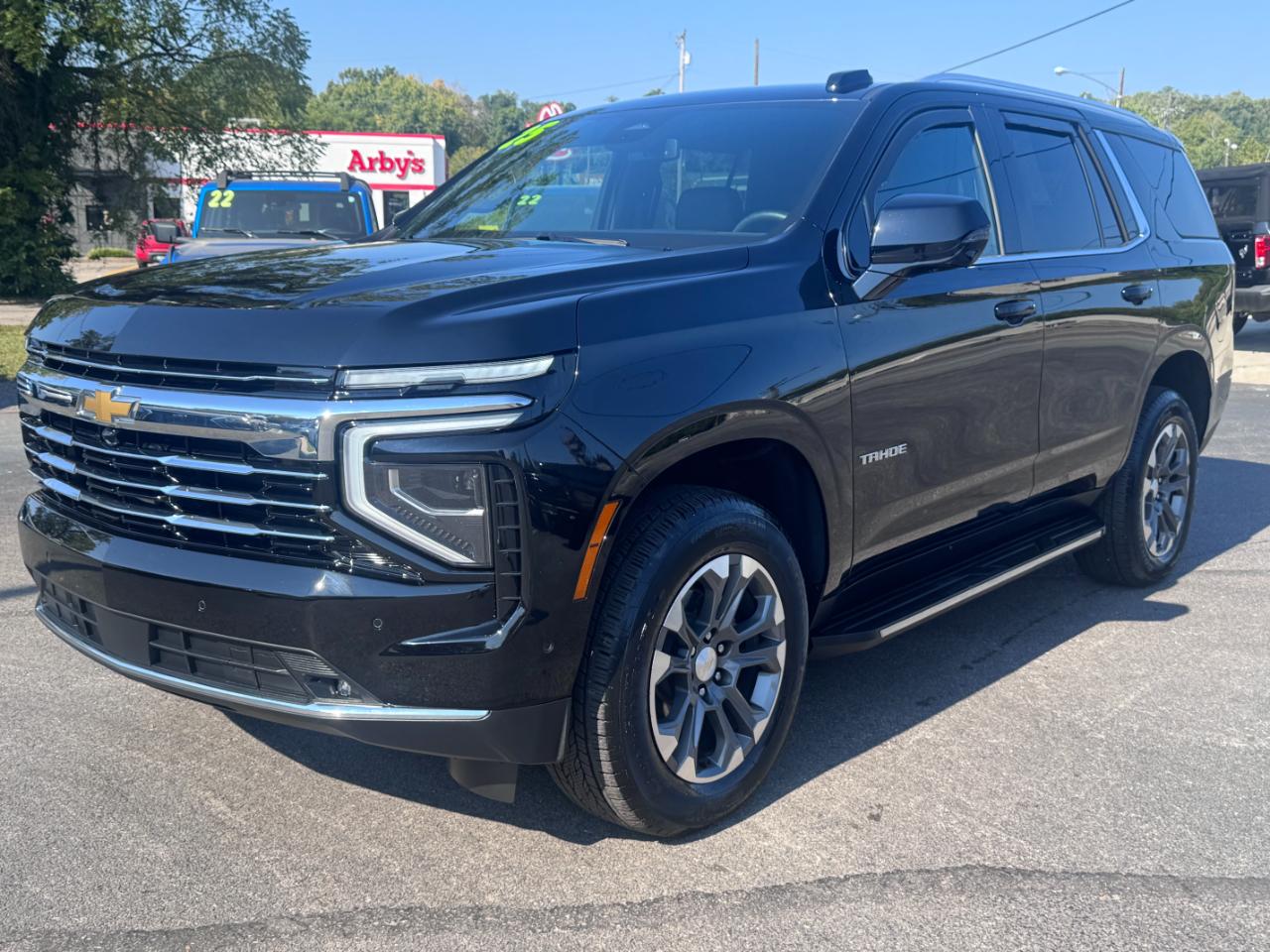 Chevrolet Tahoe 4WD 4dr LT 2025
