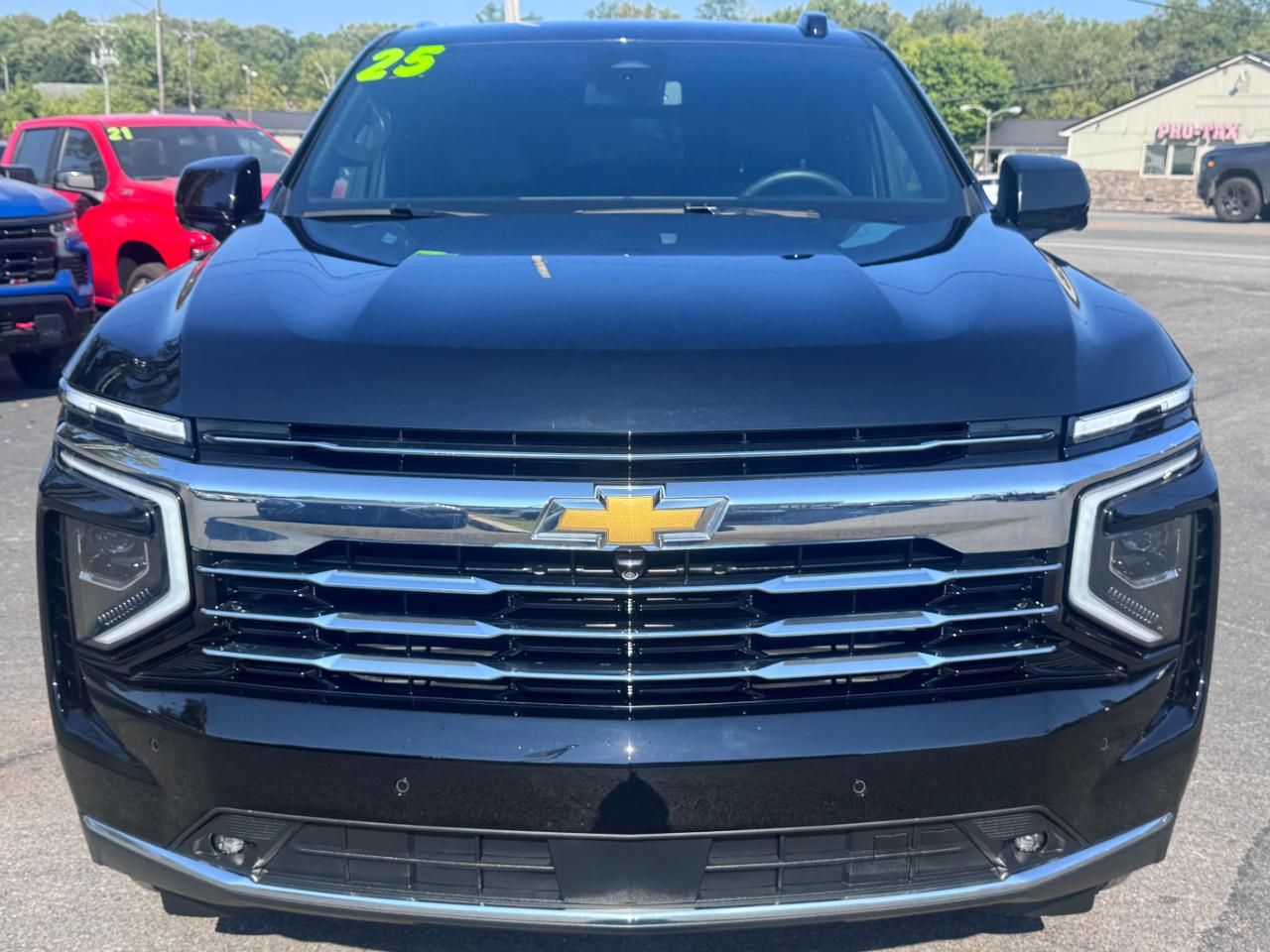 Chevrolet Tahoe 4WD 4dr LT 2025