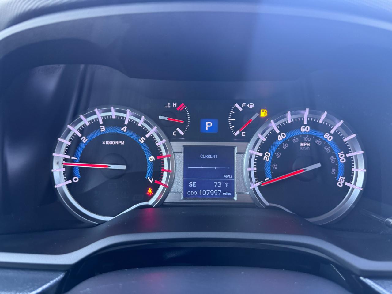 Toyota 4Runner SR5 2WD (Natl) 2019