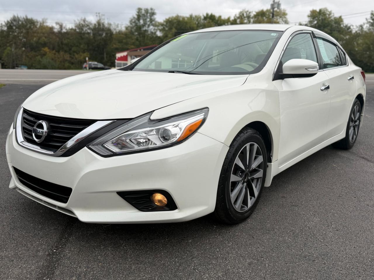 Nissan Altima 2.5 SV Sedan 2017