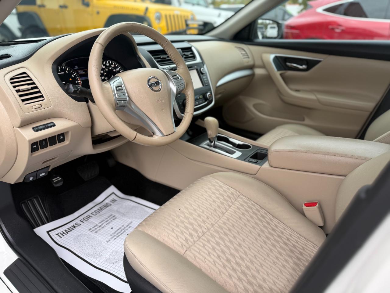 Nissan Altima 2.5 SV Sedan 2017