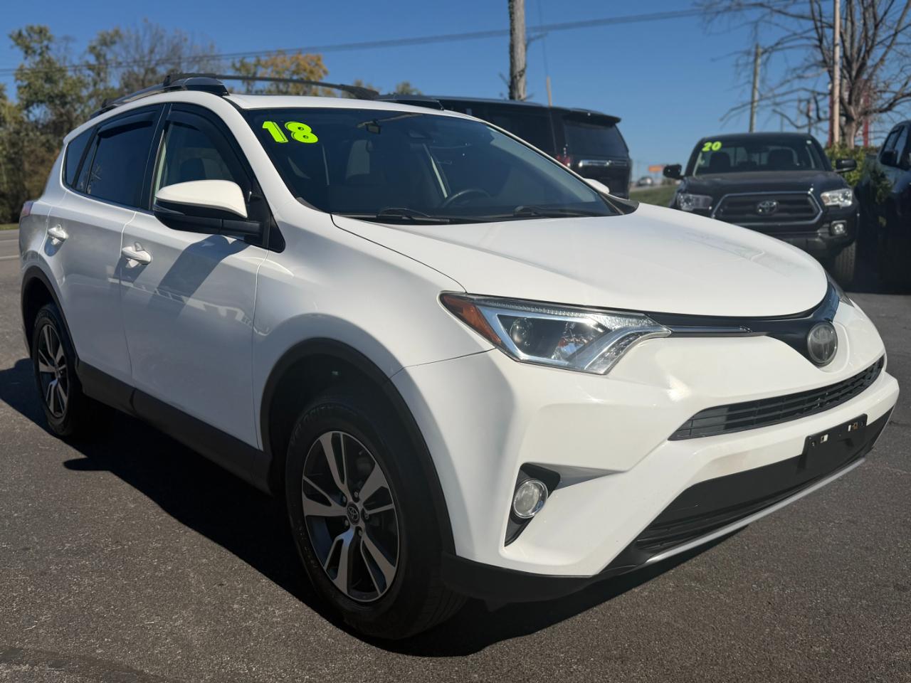 Toyota RAV4 XLE AWD (Natl) 2018