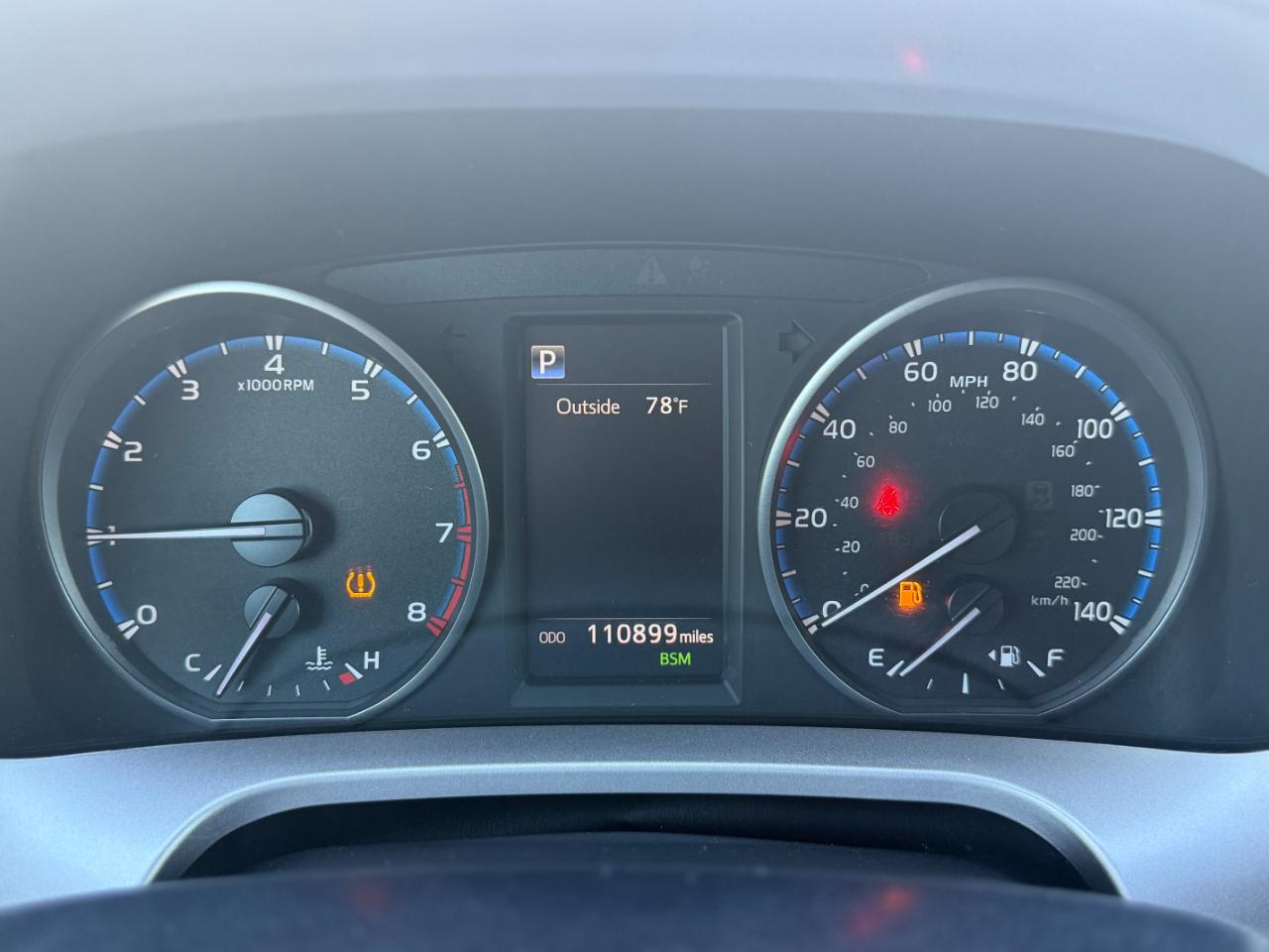 Toyota RAV4 XLE AWD (Natl) 2018