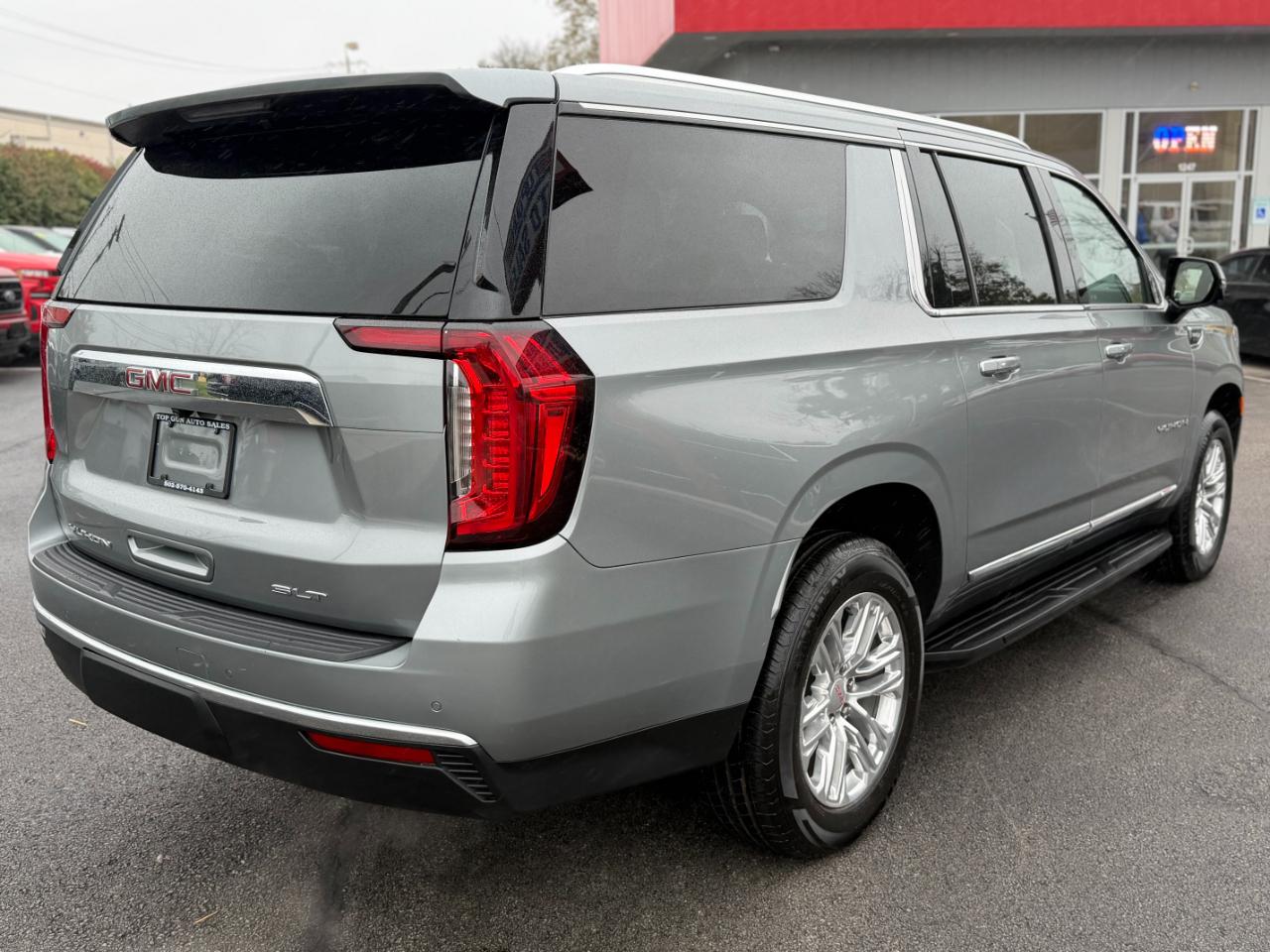 GMC Yukon XL 4WD 4dr SLT 2023