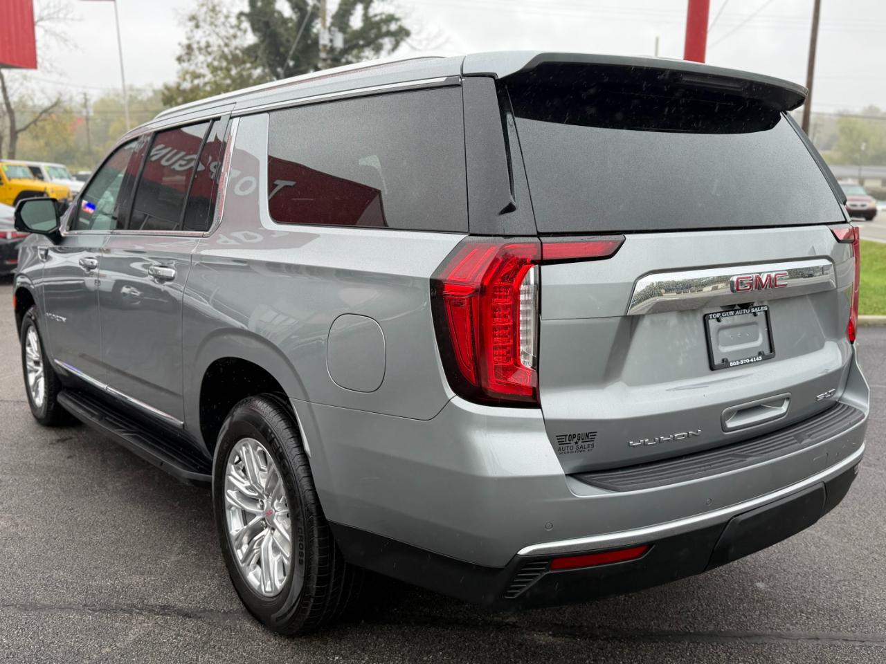GMC Yukon XL 4WD 4dr SLT 2023