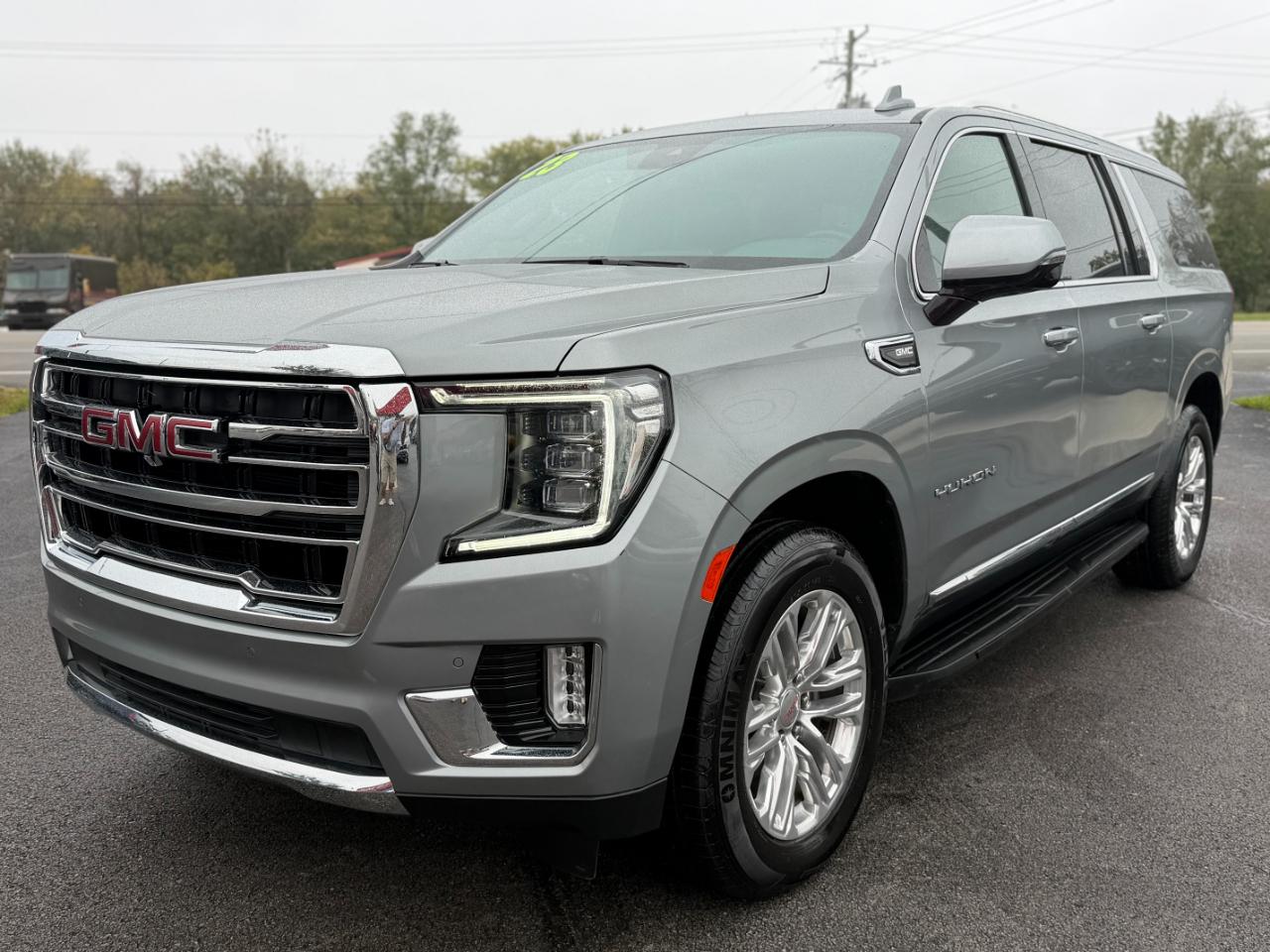 GMC Yukon XL 4WD 4dr SLT 2023