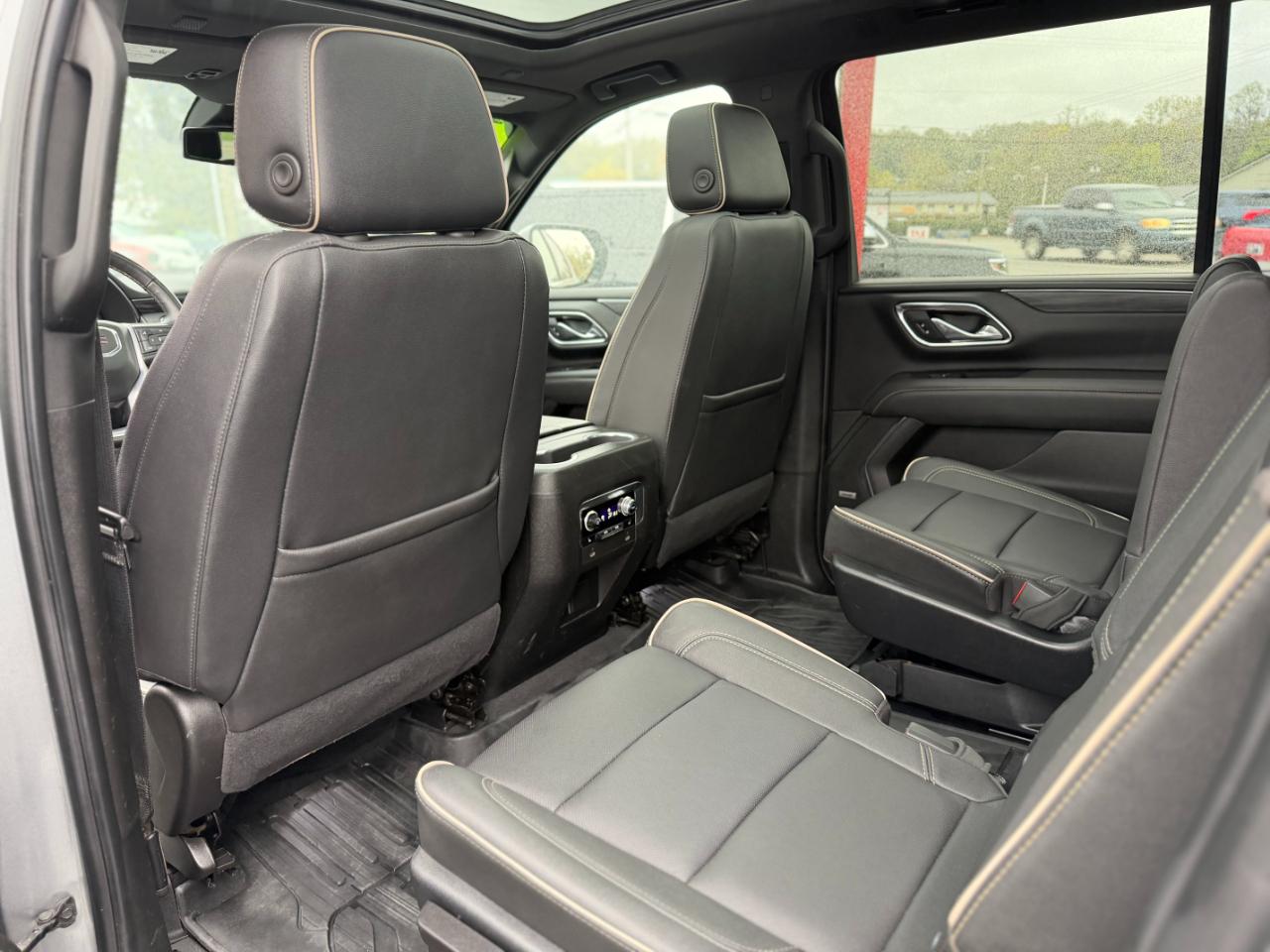 GMC Yukon XL 4WD 4dr SLT 2023