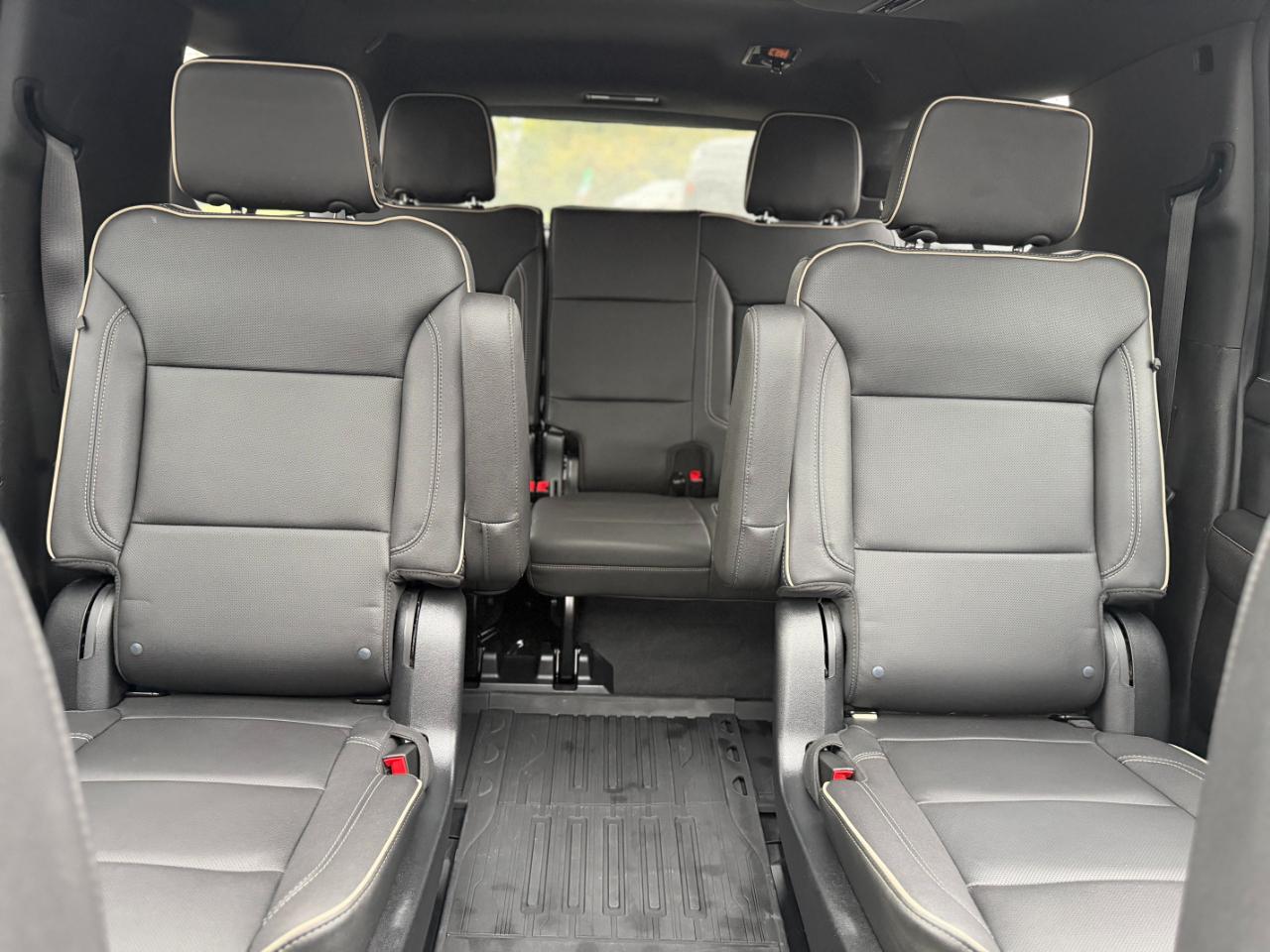 GMC Yukon XL 4WD 4dr SLT 2023