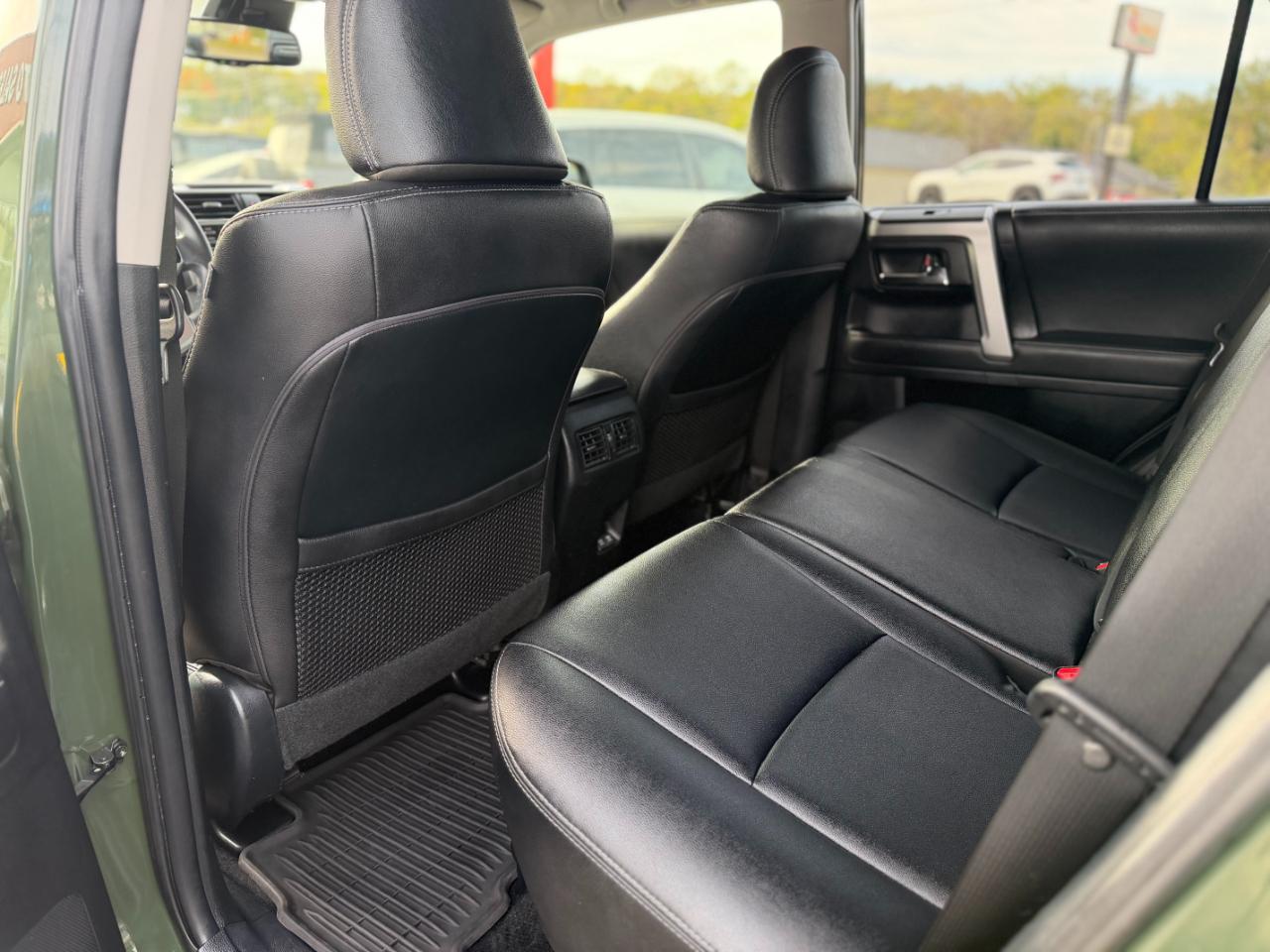 Toyota 4Runner TRD Sport 2WD (Natl) 2022