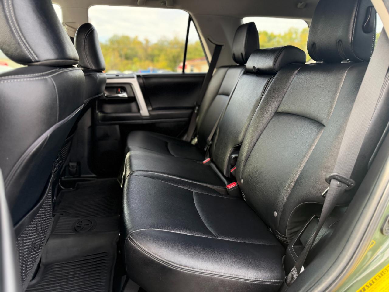 Toyota 4Runner TRD Sport 2WD (Natl) 2022