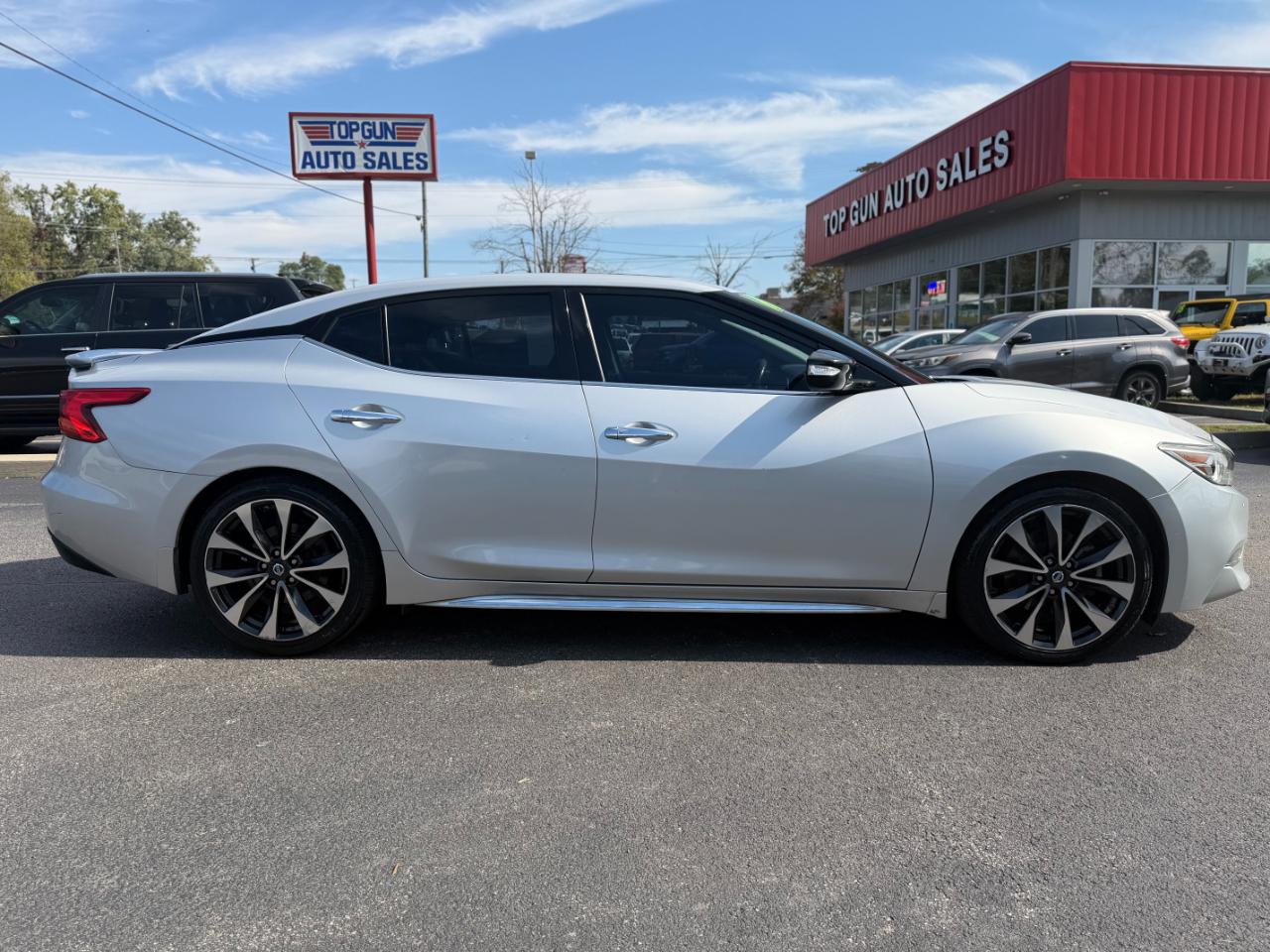 Nissan Maxima 4dr Sdn 3.5 SR 2016