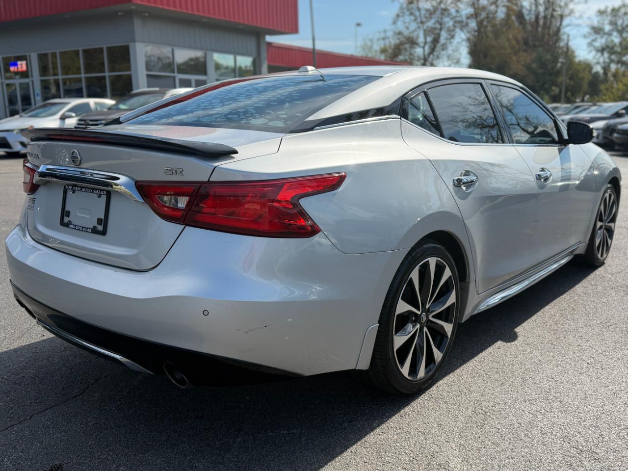 Nissan Maxima 4dr Sdn 3.5 SR 2016