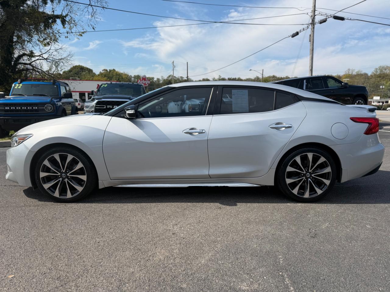 Nissan Maxima 4dr Sdn 3.5 SR 2016