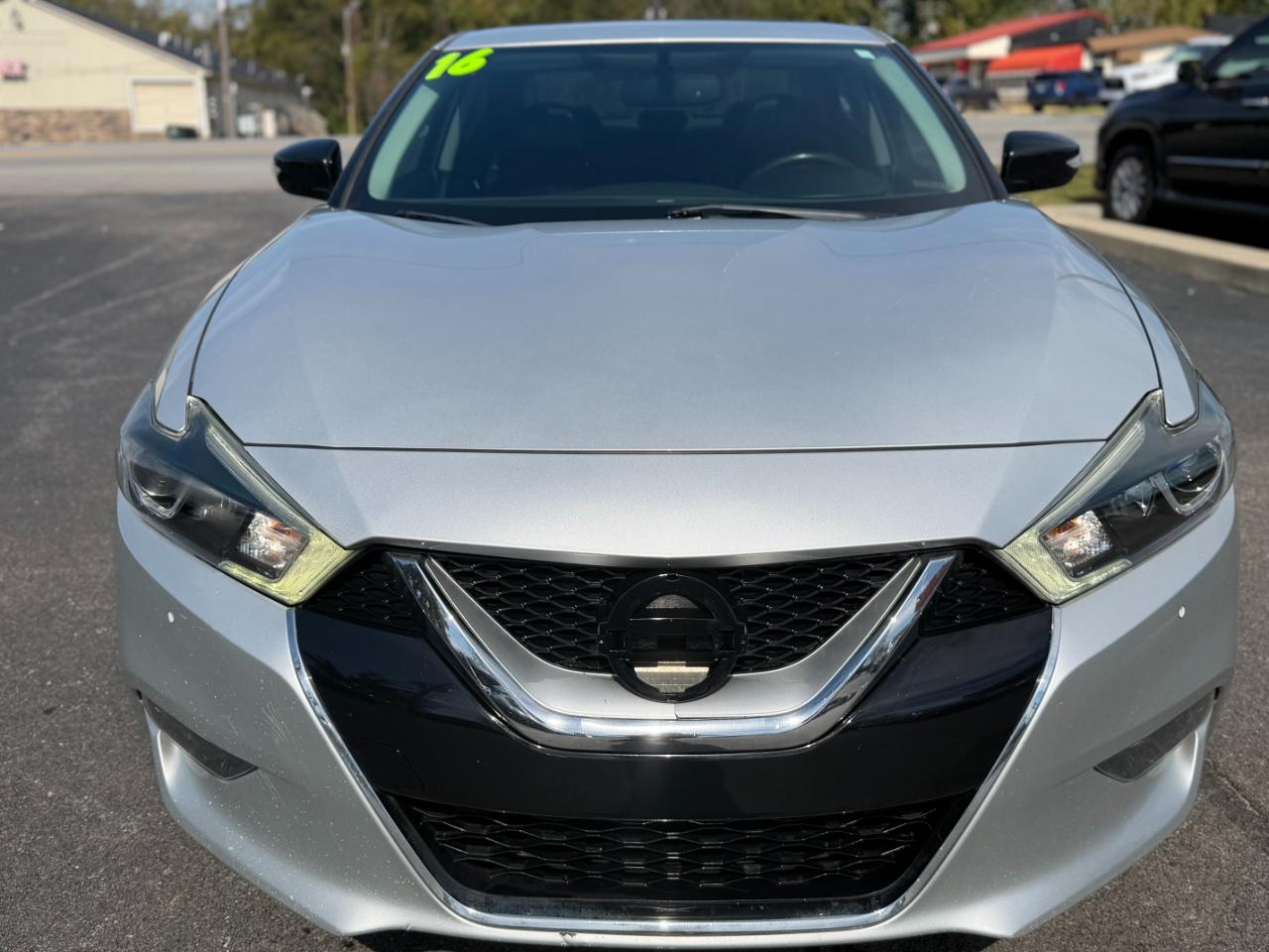 Nissan Maxima 4dr Sdn 3.5 SR 2016