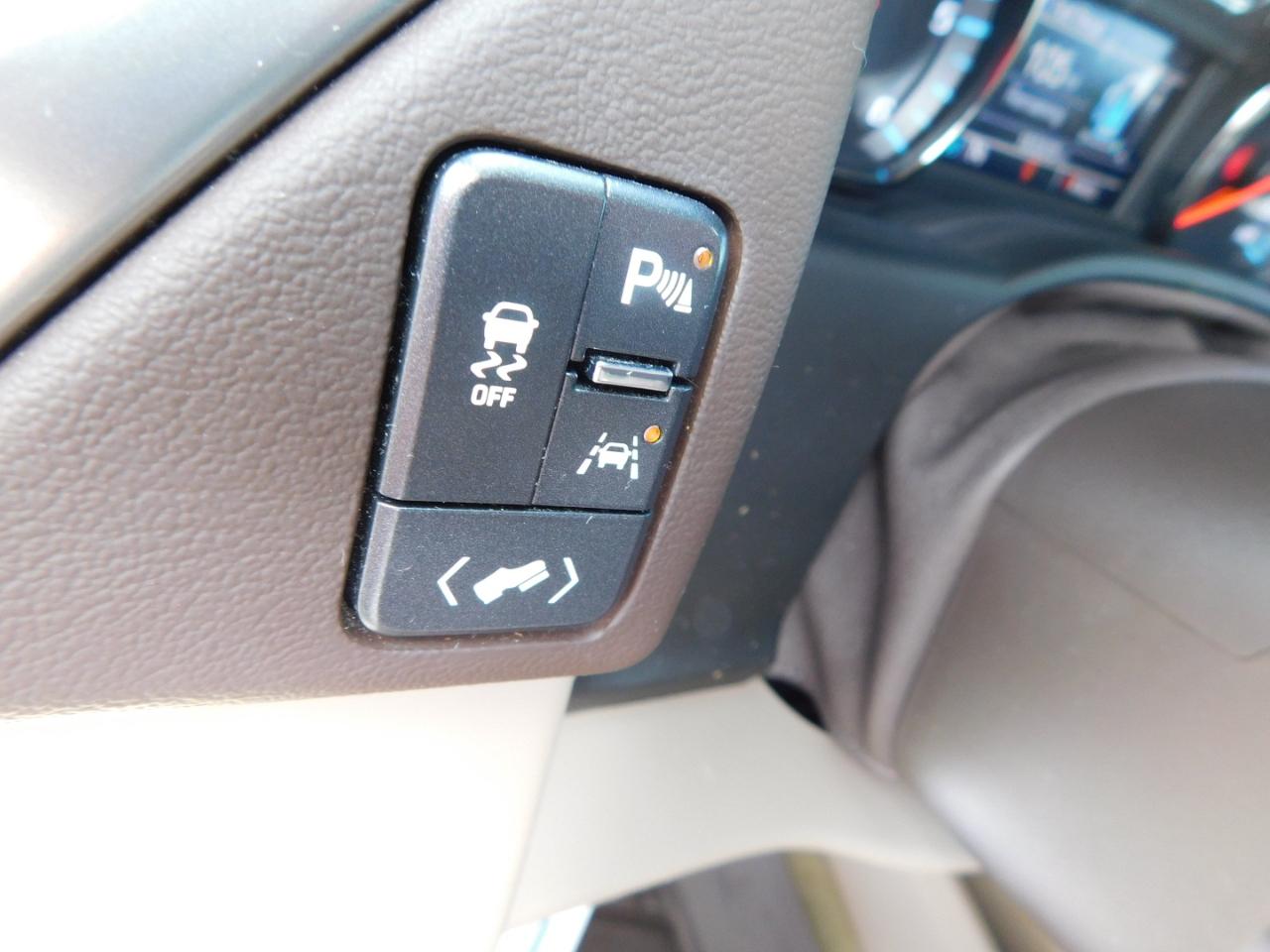 Chevrolet Tahoe 2WD 4dr LT 2018