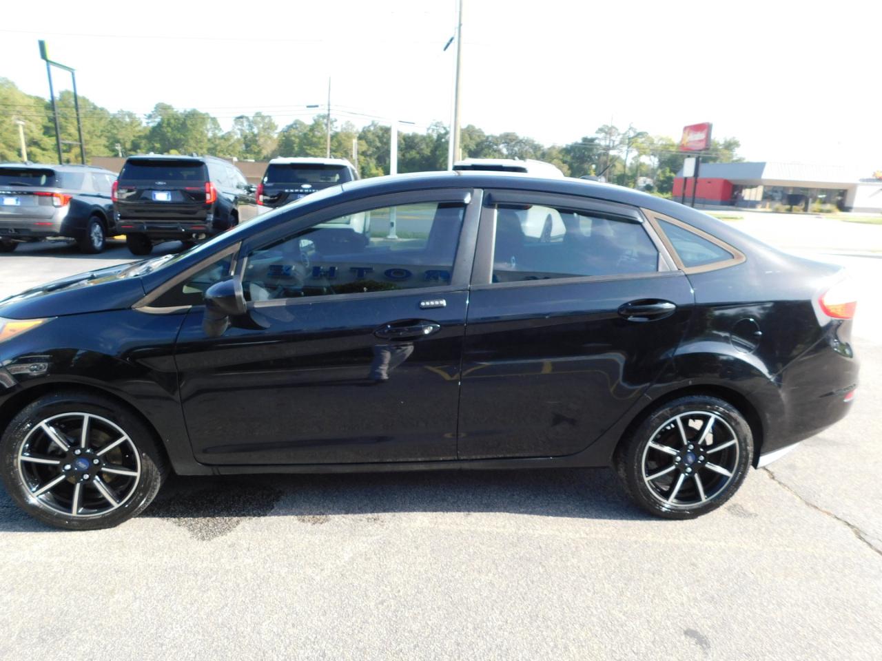 Ford Fiesta SE Sedan 2018