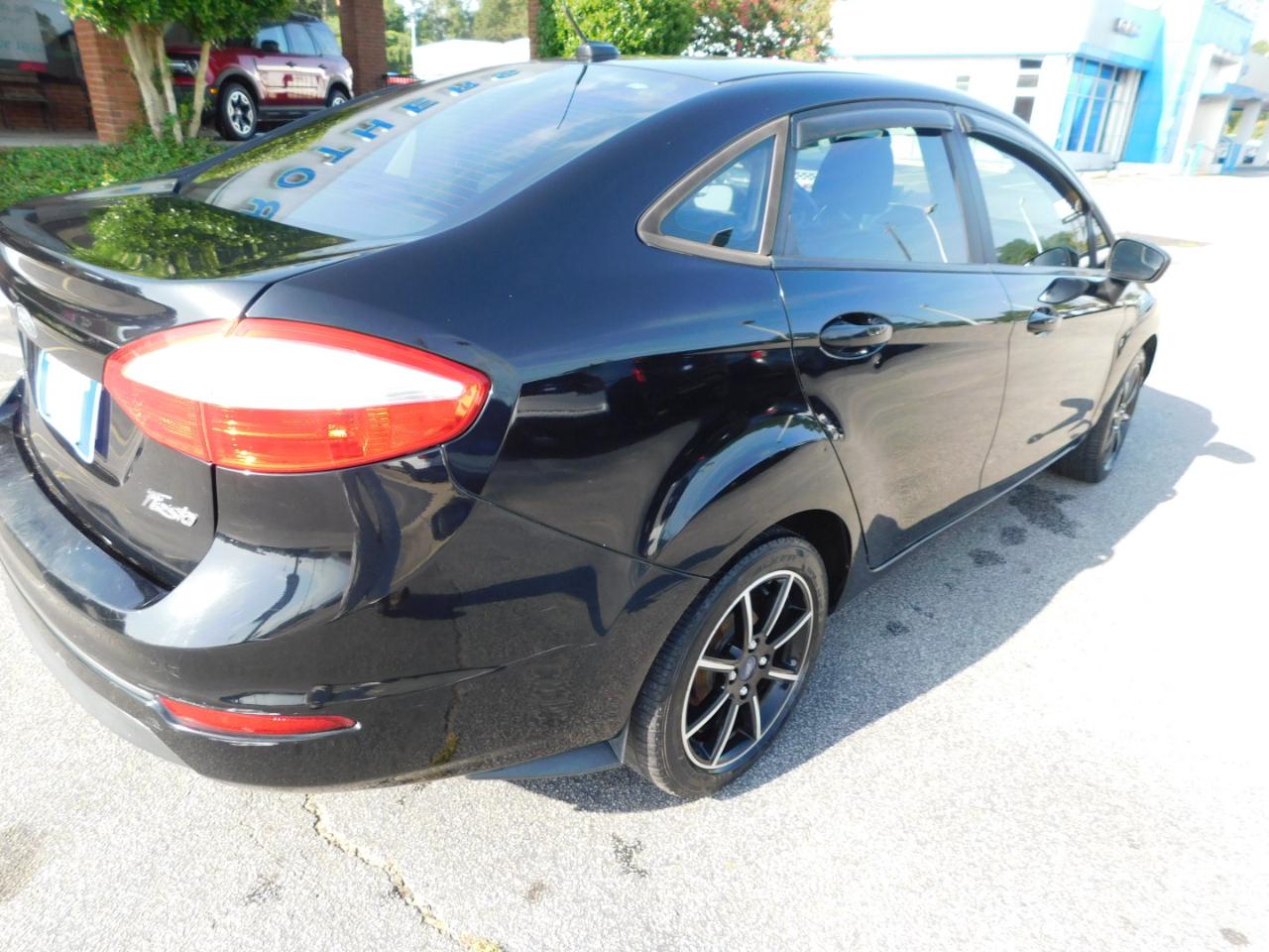 Ford Fiesta SE Sedan 2018