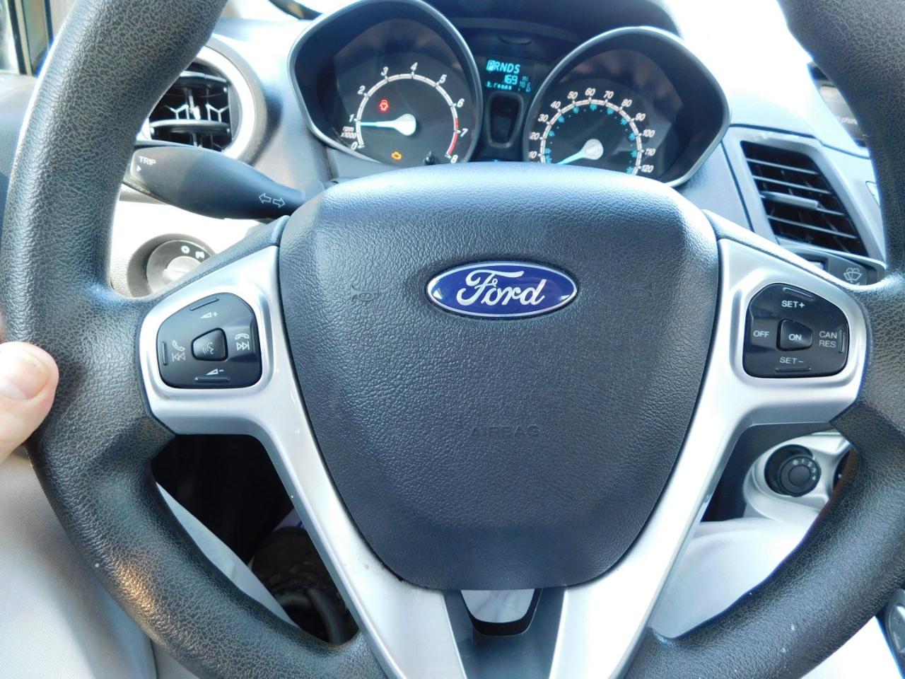 Ford Fiesta SE Sedan 2018