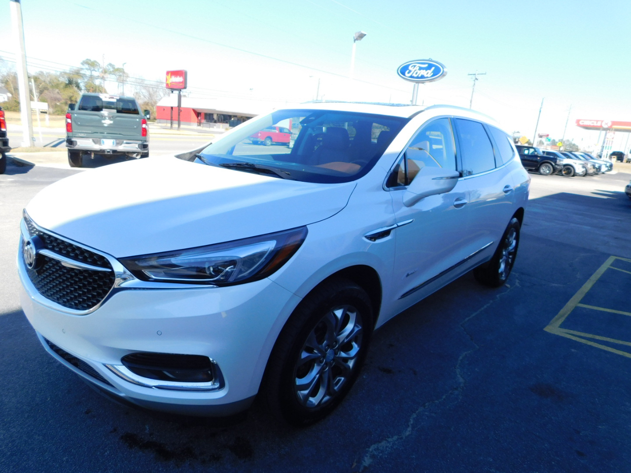 Buick Enclave FWD 4dr Avenir 2018