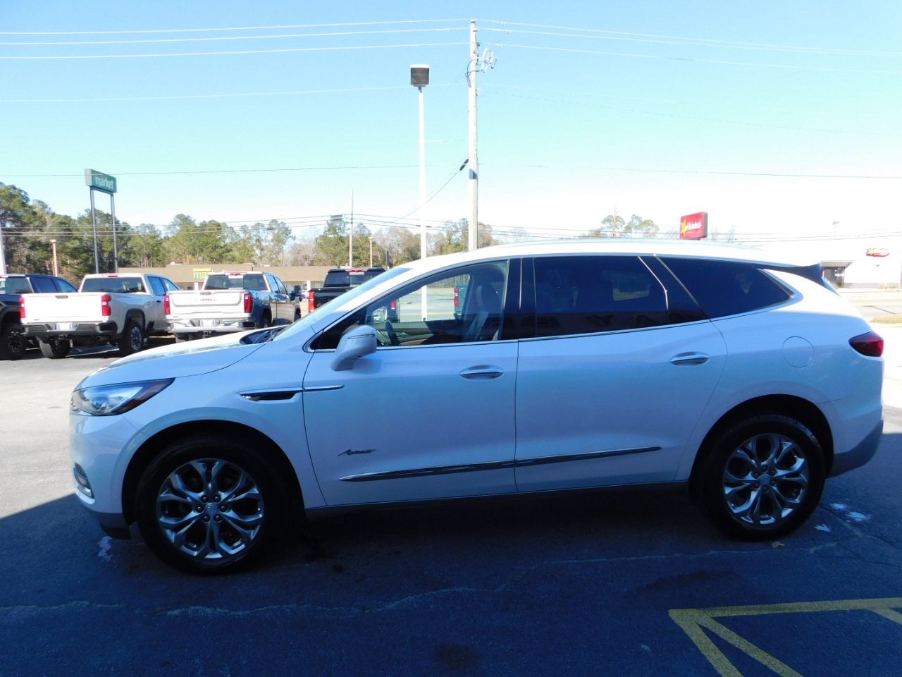 Buick Enclave FWD 4dr Avenir 2018