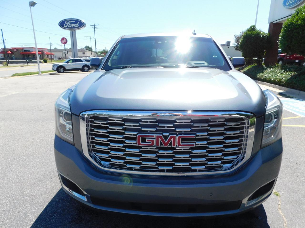 GMC Yukon 2WD 4dr Denali 2018