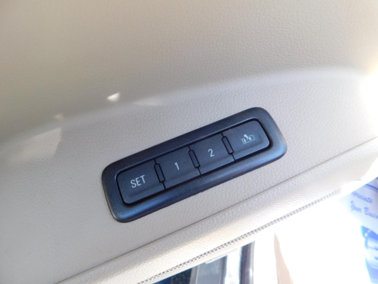 GMC Yukon 2WD 4dr Denali 2018