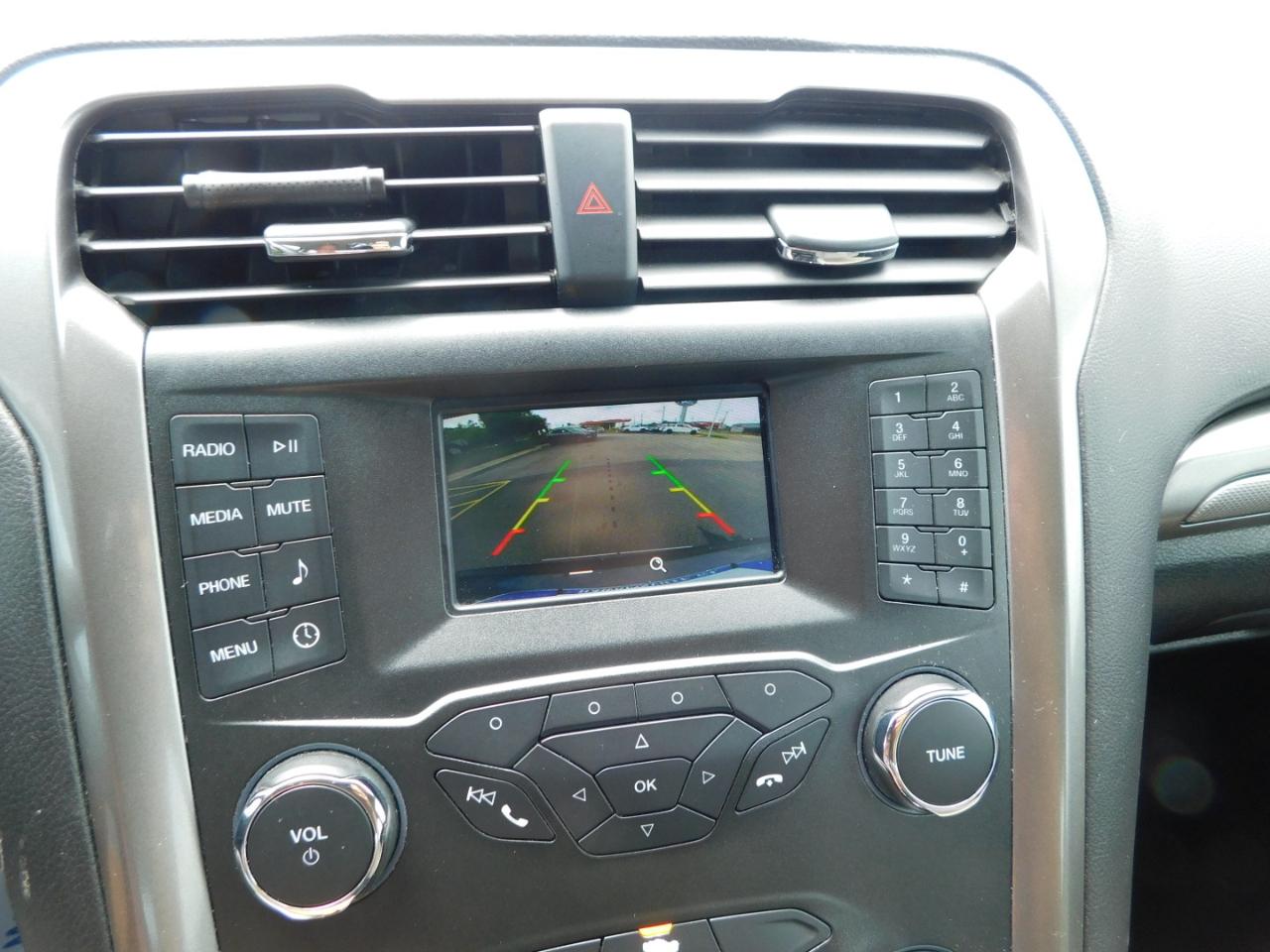 Ford Fusion S FWD 2019