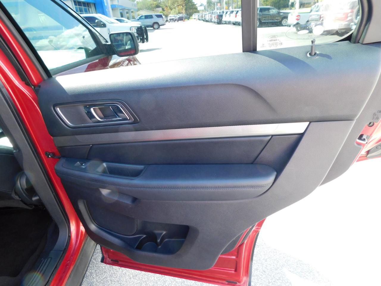 Ford Explorer XLT FWD 2019