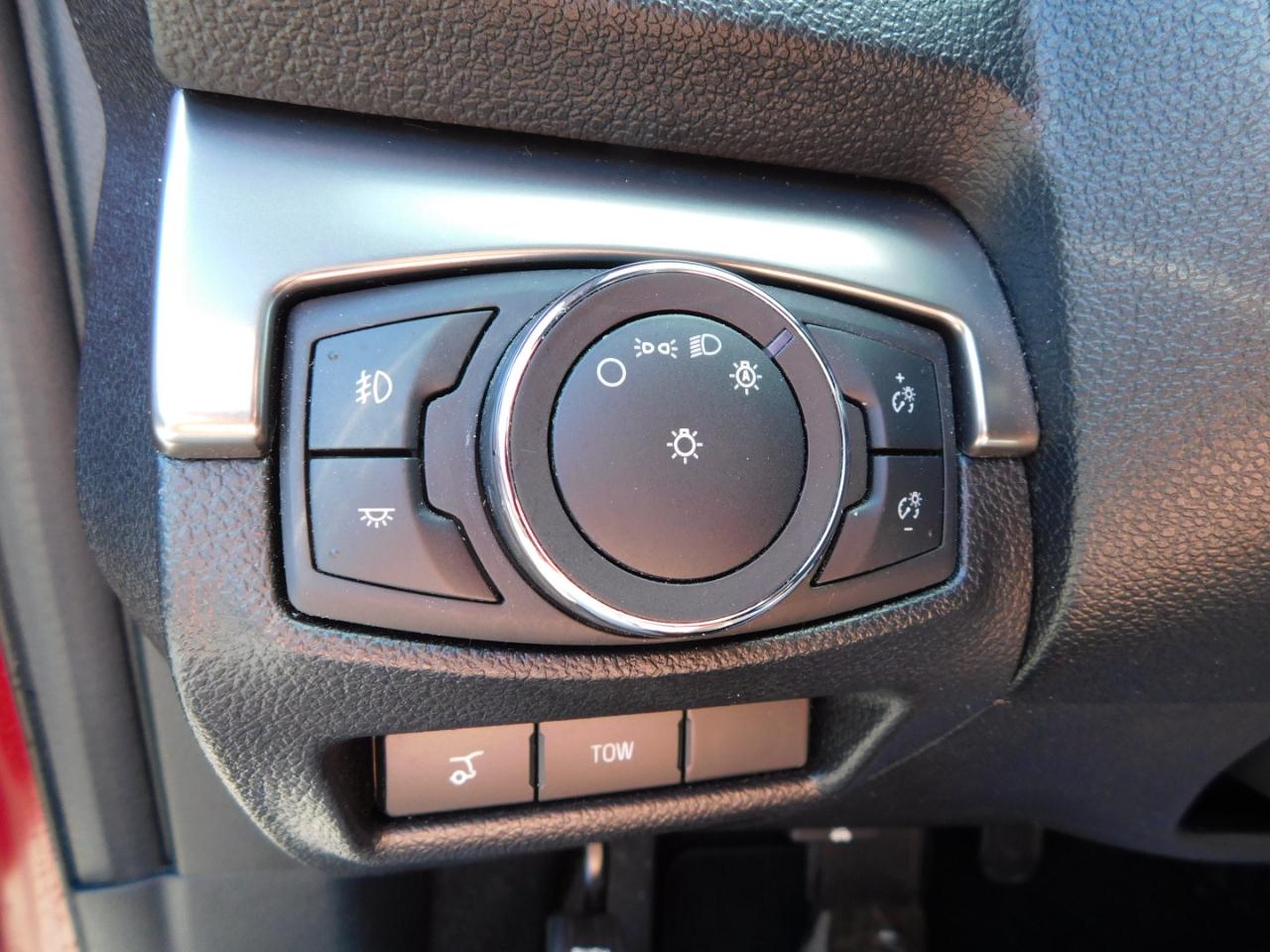Ford Explorer XLT FWD 2019