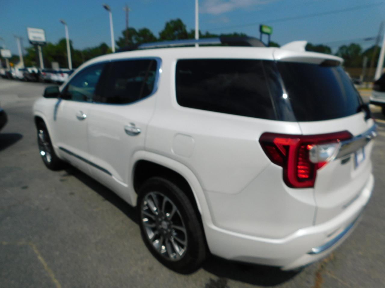 GMC Acadia FWD 4dr Denali 2020